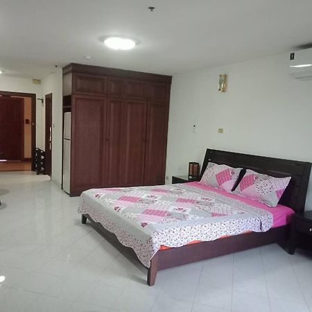 View Talay 2 Suite Apartments Praia de Jomtien Exterior foto