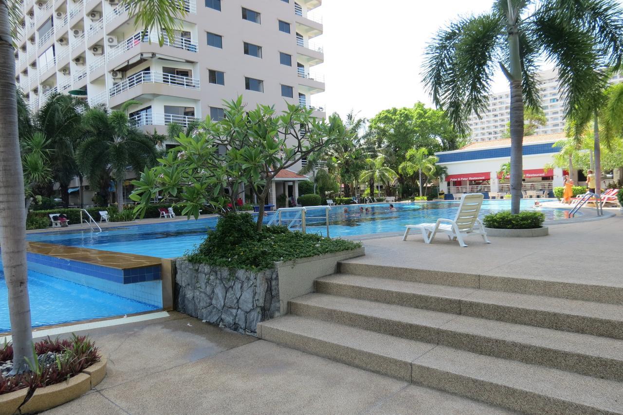 View Talay 2 Suite Apartments Praia de Jomtien Exterior foto