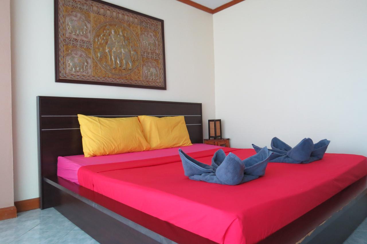 View Talay 2 Suite Apartments Praia de Jomtien Exterior foto