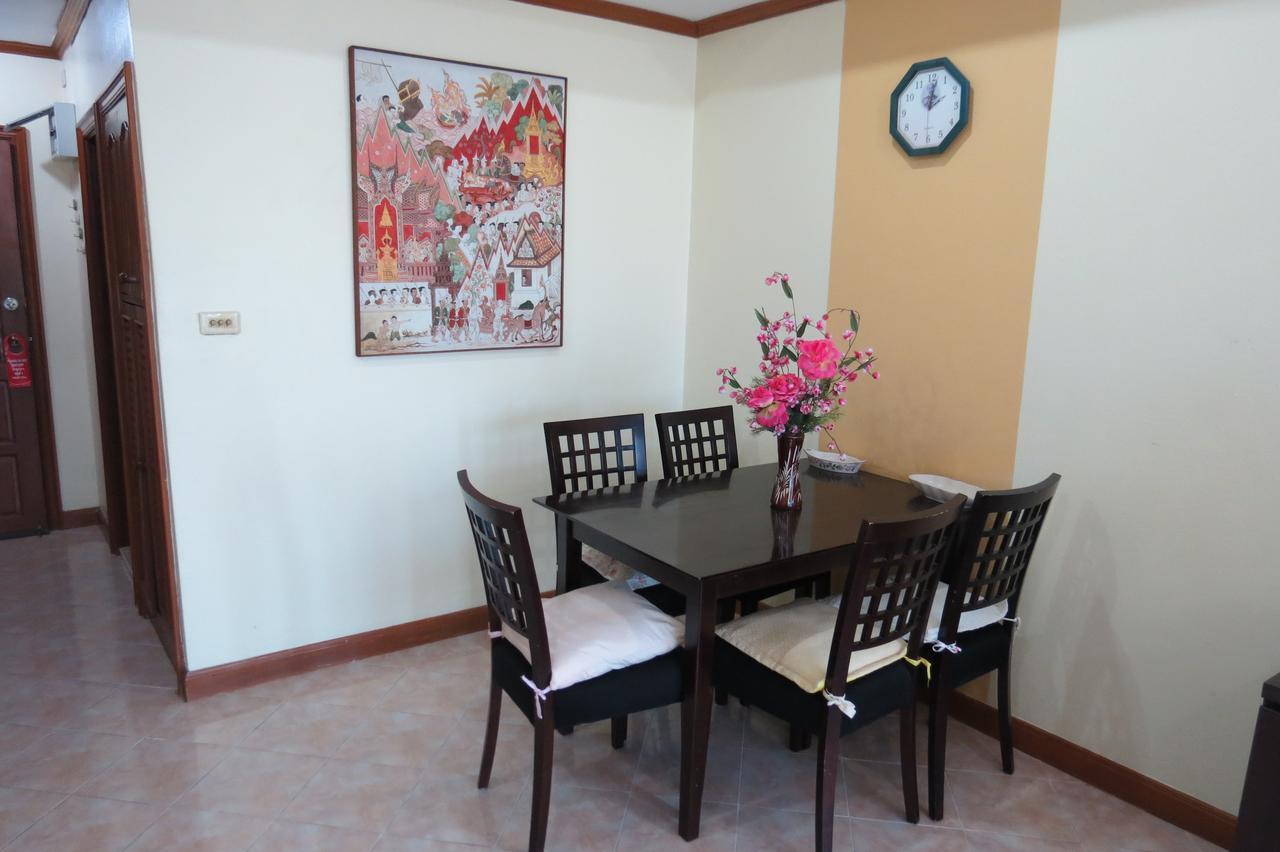 View Talay 2 Suite Apartments Praia de Jomtien Exterior foto